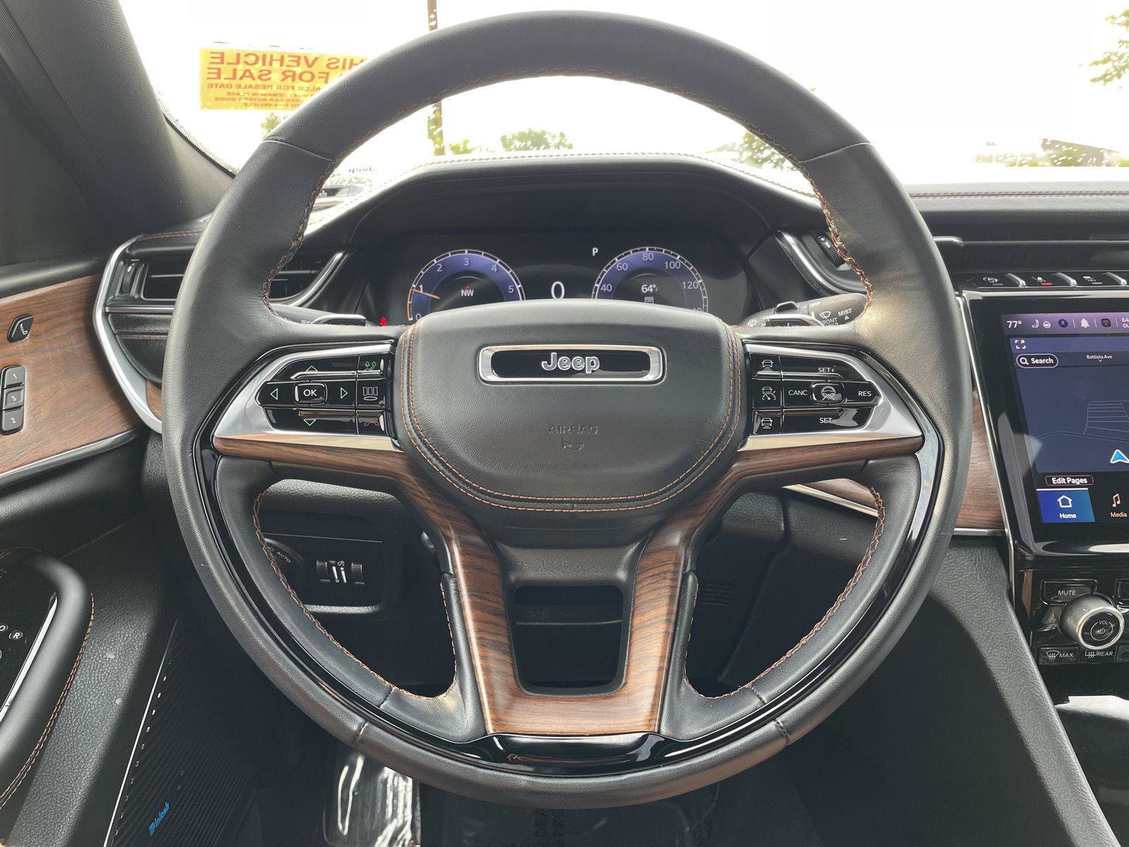 Used 2025 Jeep Grand Cherokee L Summit w/ Advanced Protech Group IV AWD/4WD image 12
