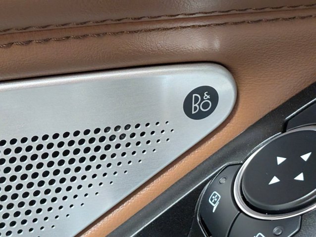 Certified 2022 Ford Explorer King Ranch AWD/4WD image 11