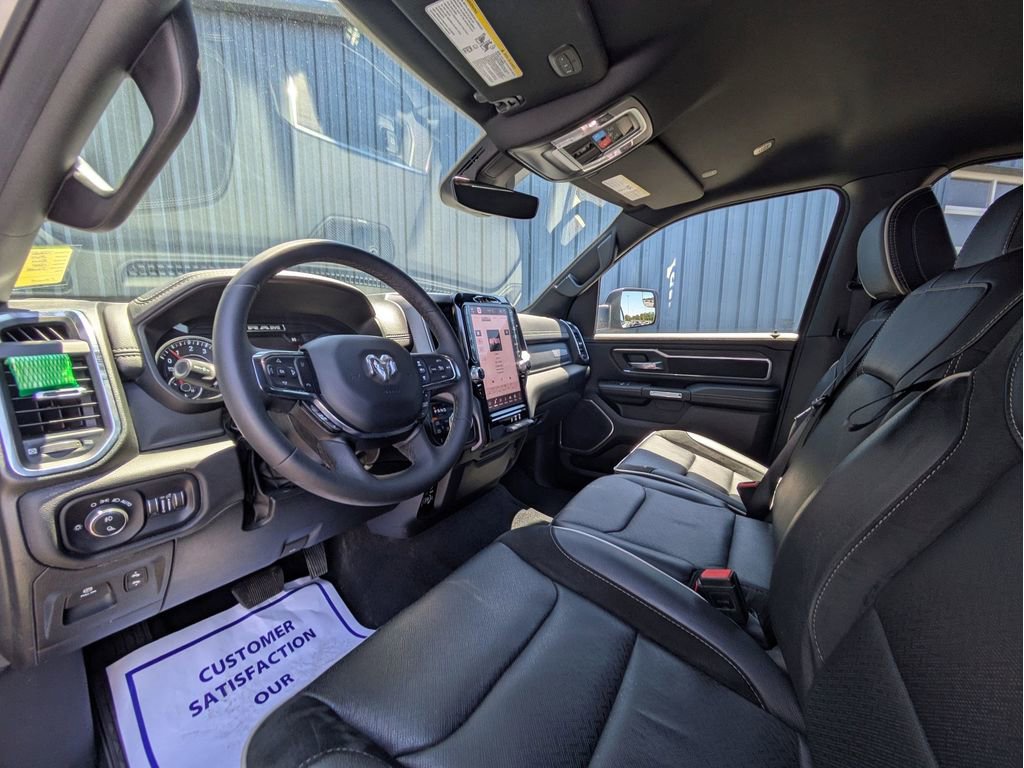 Used 2025 RAM 1500 Laramie AWD/4WD image 14