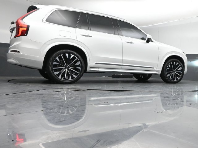 Used 2025 Volvo XC90 B6 Plus w/ Protection Package Premier AWD/4WD image 44