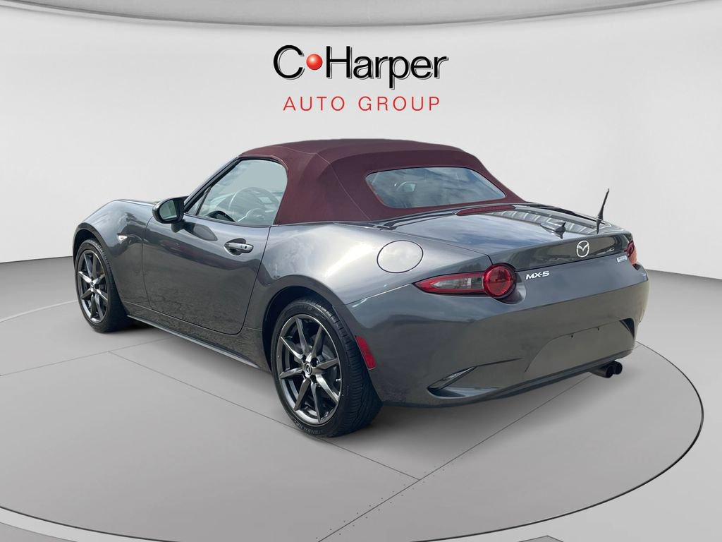 Used 2018 MAZDA MX-5 Miata Grand Touring RWD image 5