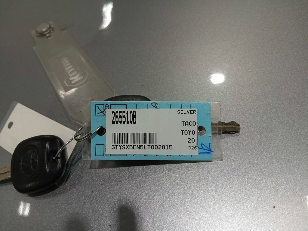 Used 2020 Toyota Tacoma SR image 23