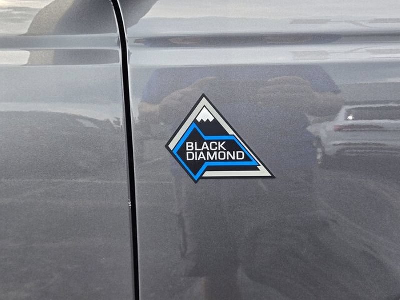 Certified 2024 Ford Bronco Black Diamond AWD/4WD image 20