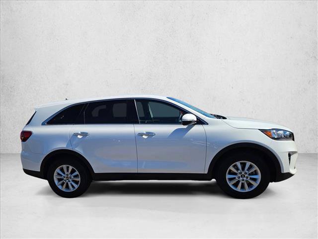 Used 2019 Kia Sorento L FWD image 4