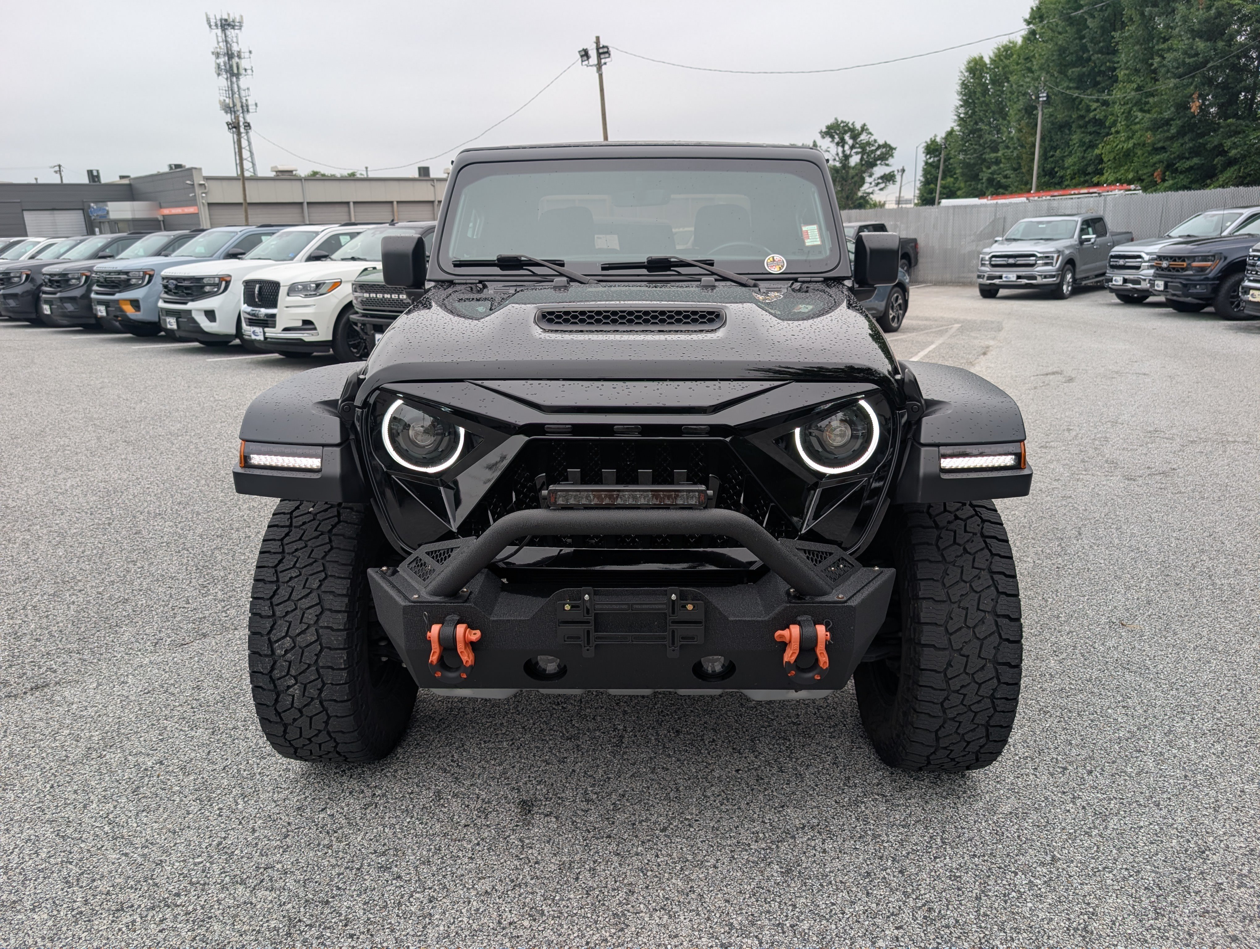 Used 2023 Jeep Gladiator Mojave w/ Cold Weather Group AWD/4WD image 10