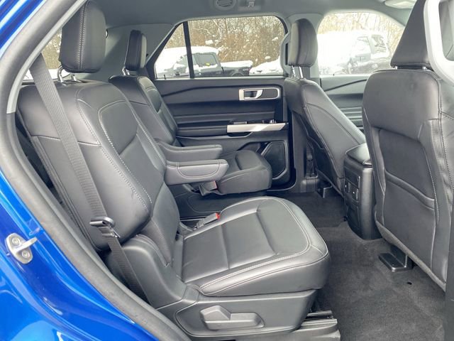 Certified 2023 Ford Explorer XLT w/ Equipment Group 202A image 29