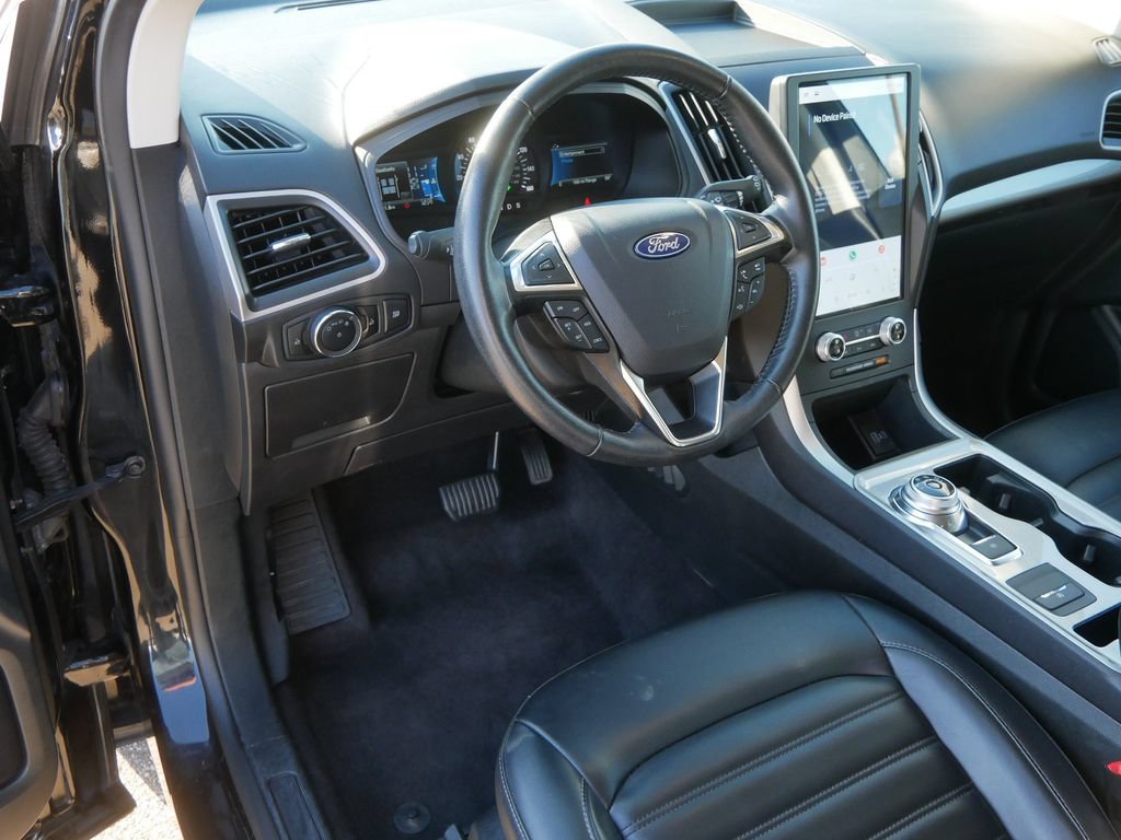 Certified 2024 Ford Edge SEL AWD/4WD image 11