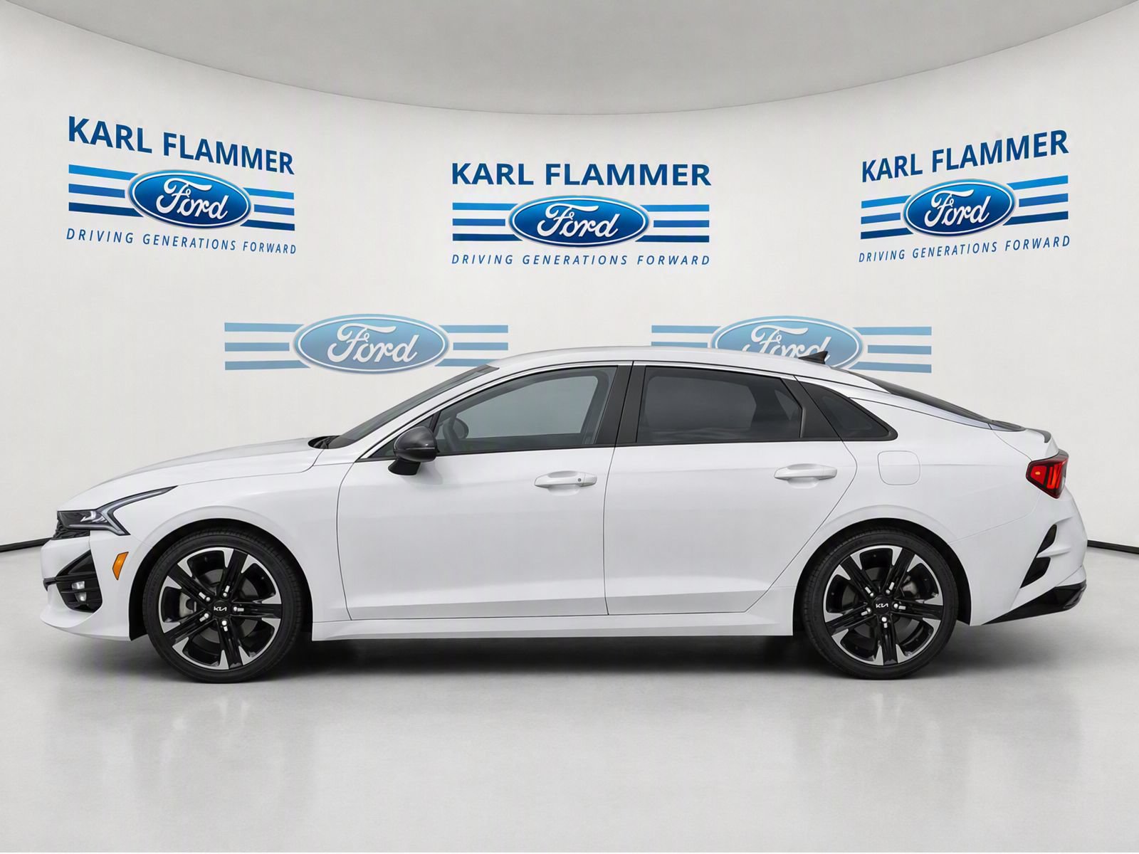 Used 2022 Kia K5 GT-Line AWD/4WD image 6
