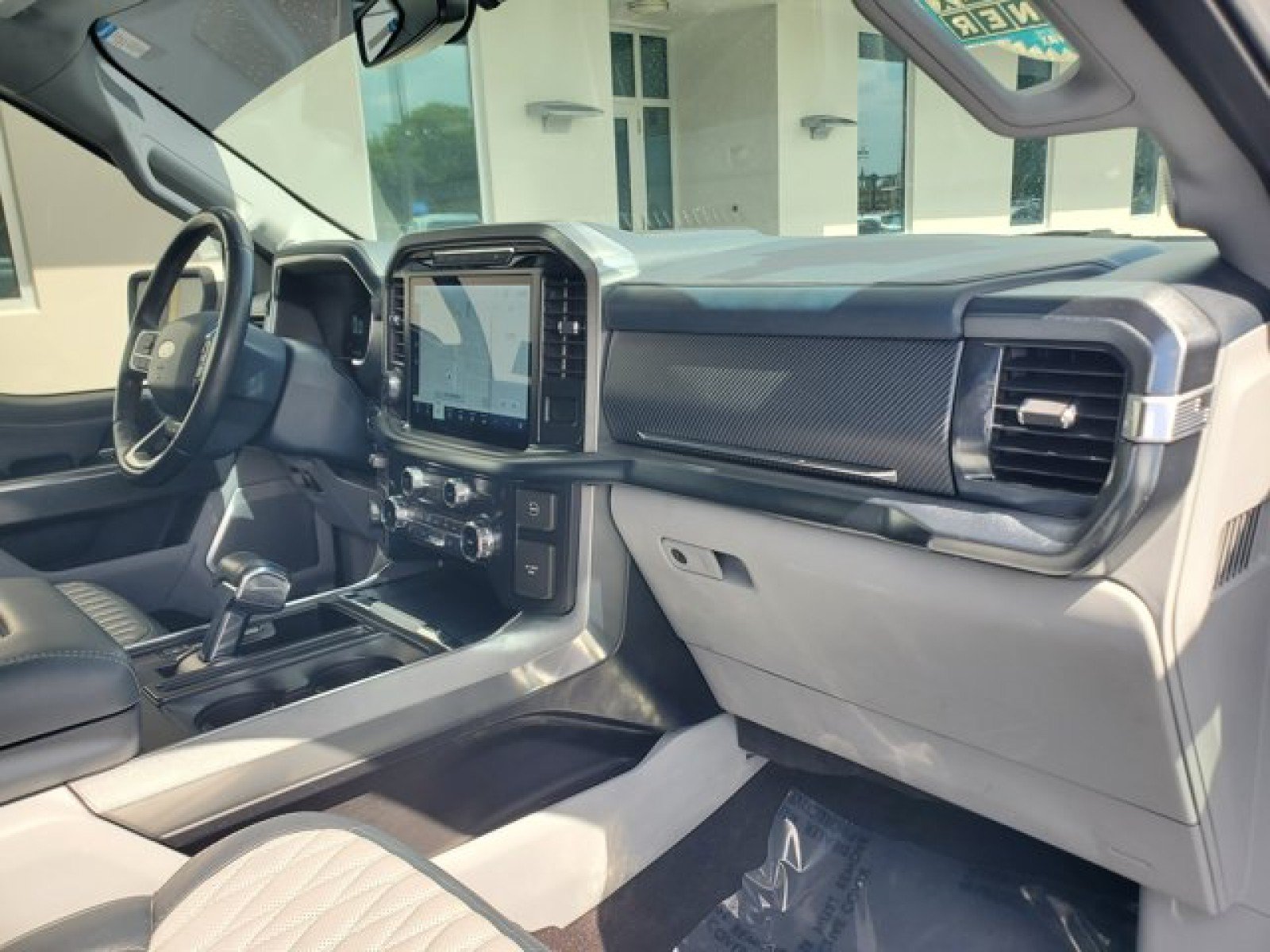 Certified 2022 Ford F150 Limited AWD/4WD image 37