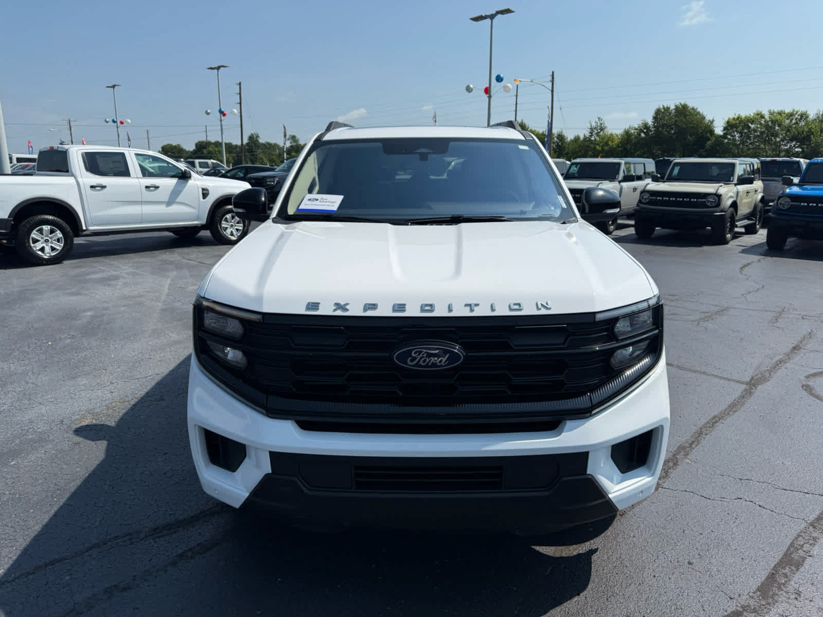 Certified 2025 Ford Expedition Active AWD/4WD image 22