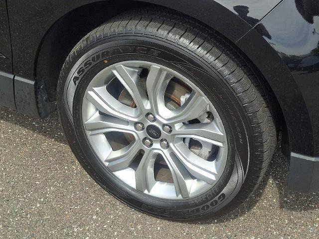 Certified 2024 Ford Edge Titanium image 8