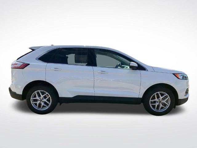 Certified 2024 Ford Edge SEL w/ Convenience Package AWD/4WD image 6