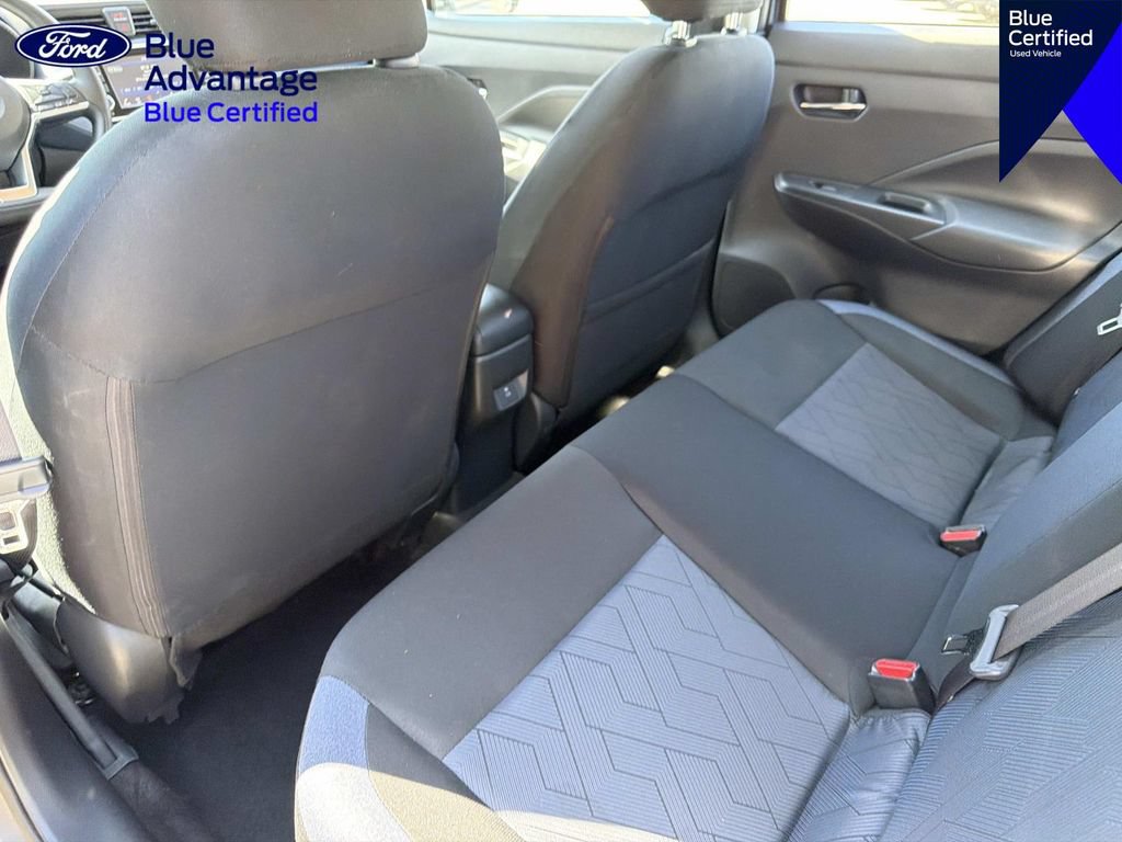 Used 2025 Nissan Versa SV FWD image 13