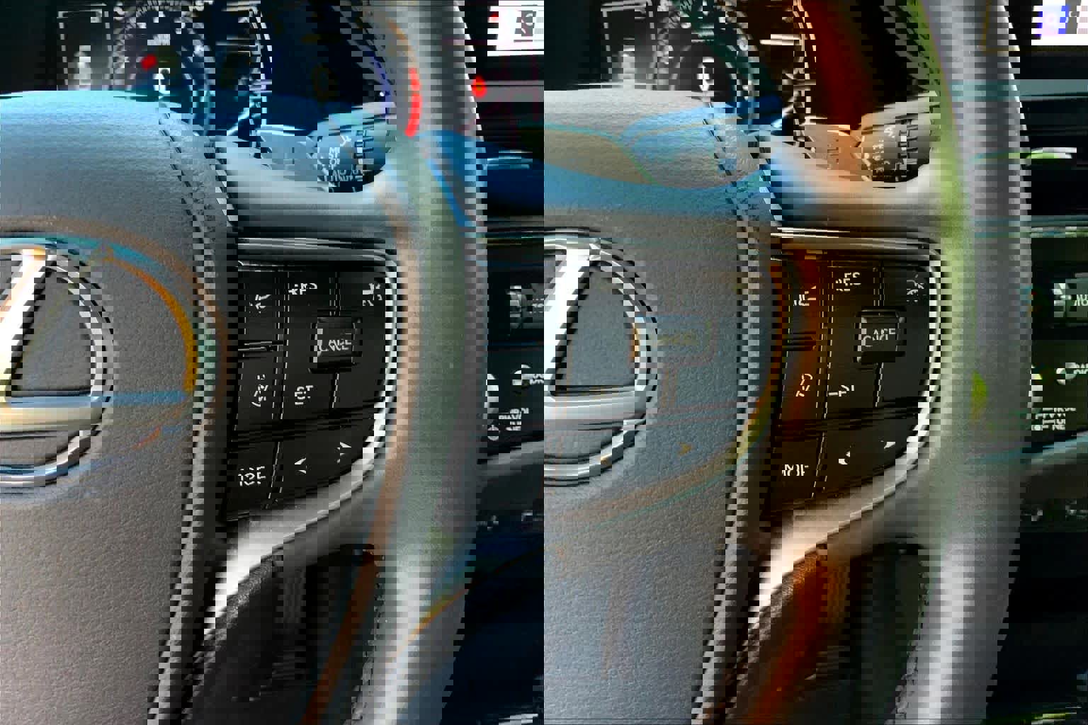 Used 2024 Lexus ES 350 w/ Premium Package image 24