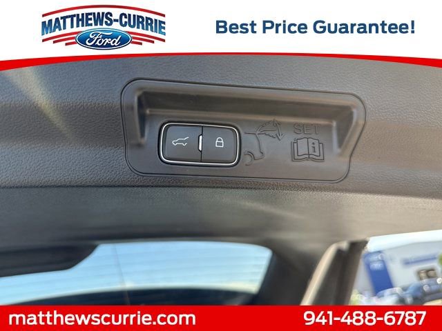 Certified 2024 Ford Explorer XLT w/ Equipment Group 202A RWD image 15