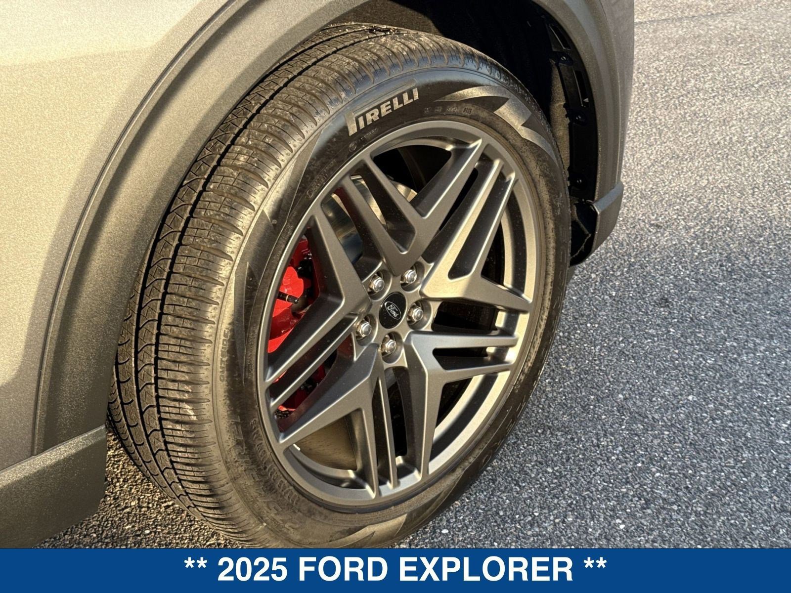 Certified 2025 Ford Explorer ST w/ Sun And Sound Package image 12