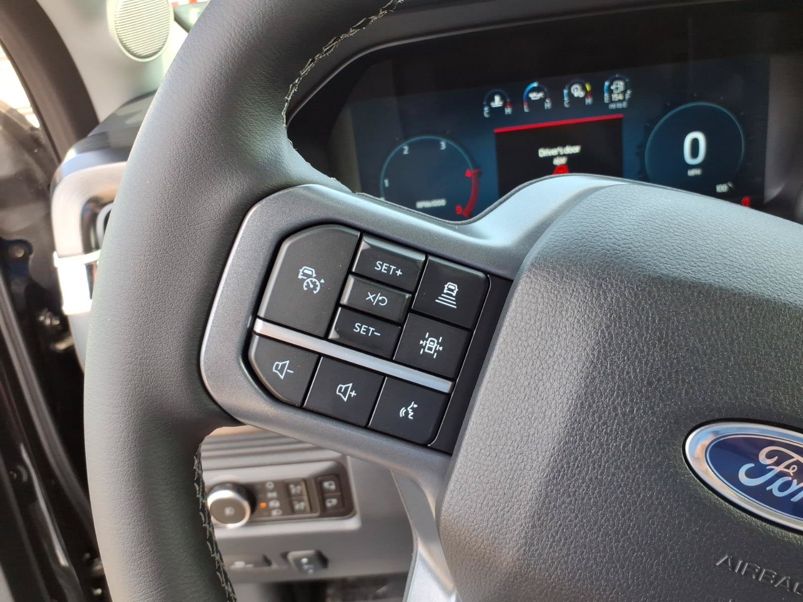 Certified 2026 Ford F250 Lariat w/ Lariat Ultimate Package AWD/4WD image 17