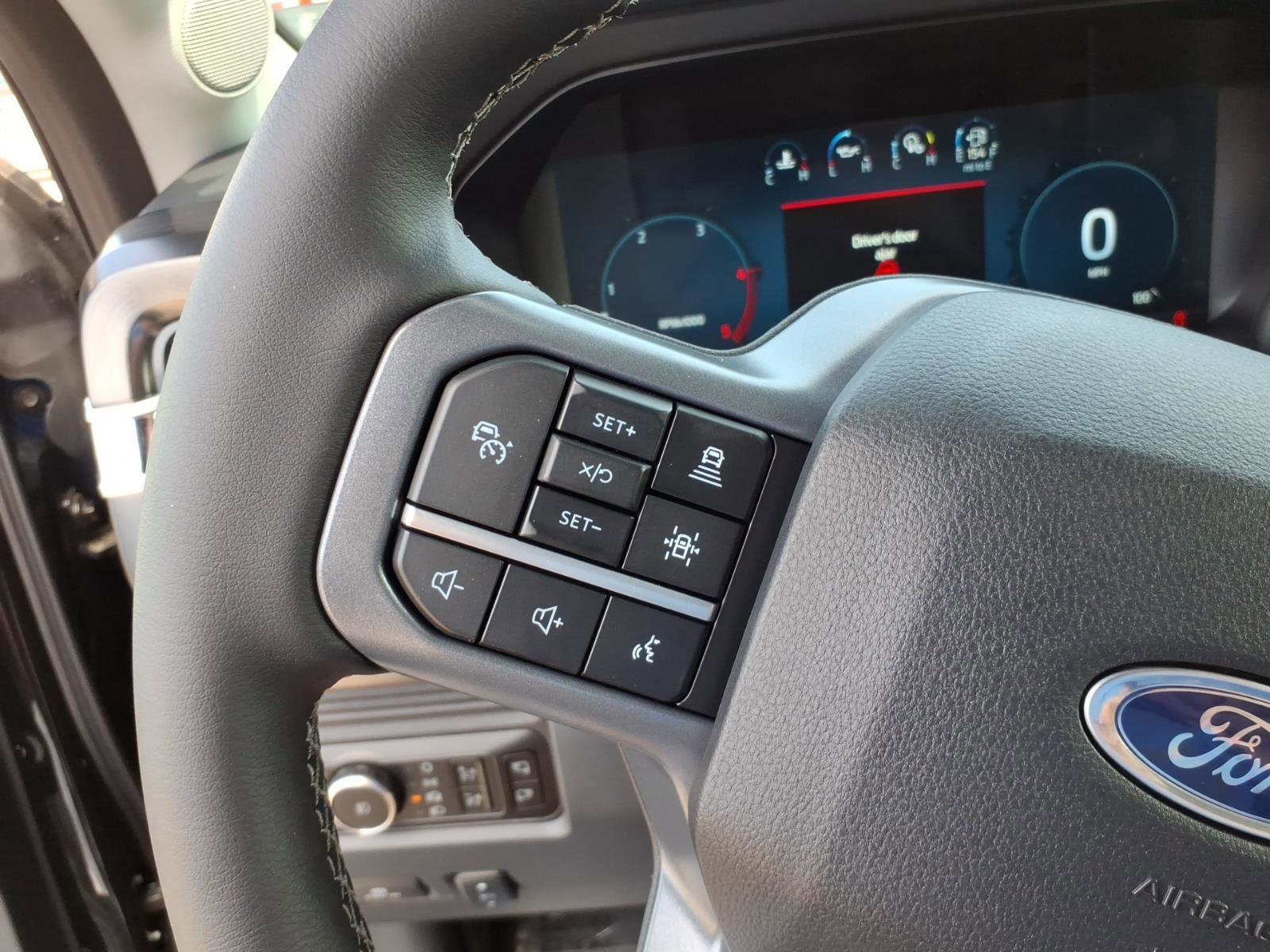 Certified 2026 Ford F250 Lariat w/ Lariat Ultimate Package image 17