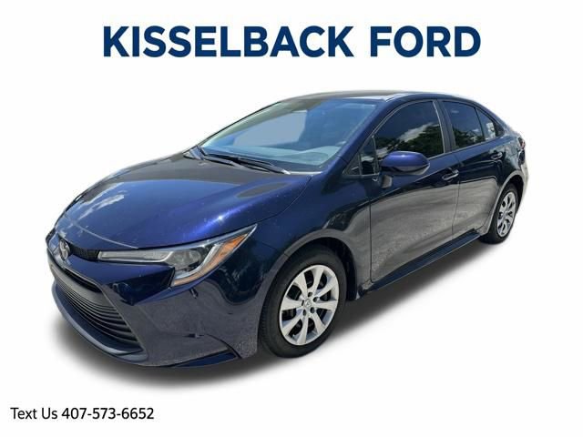 Used 2024 Toyota Corolla LE FWD image 8