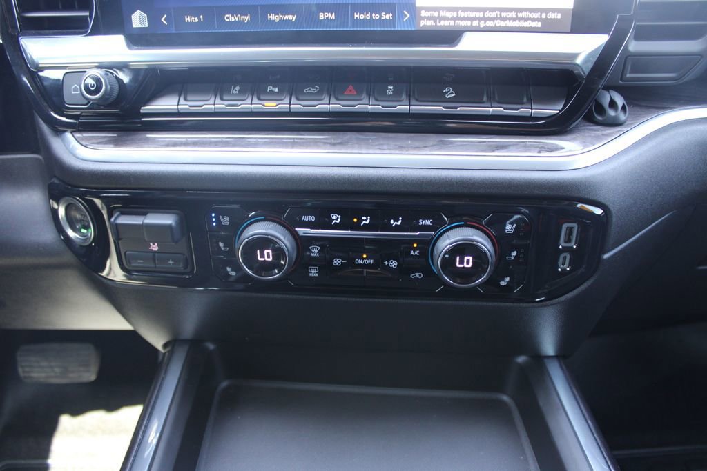 Used 2025 Chevrolet Silverado 2500 LTZ w/ LTZ Convenience Package image 14