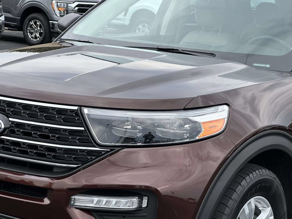 Certified 2020 Ford Explorer XLT w/ Equipment Group 202A AWD/4WD image 7