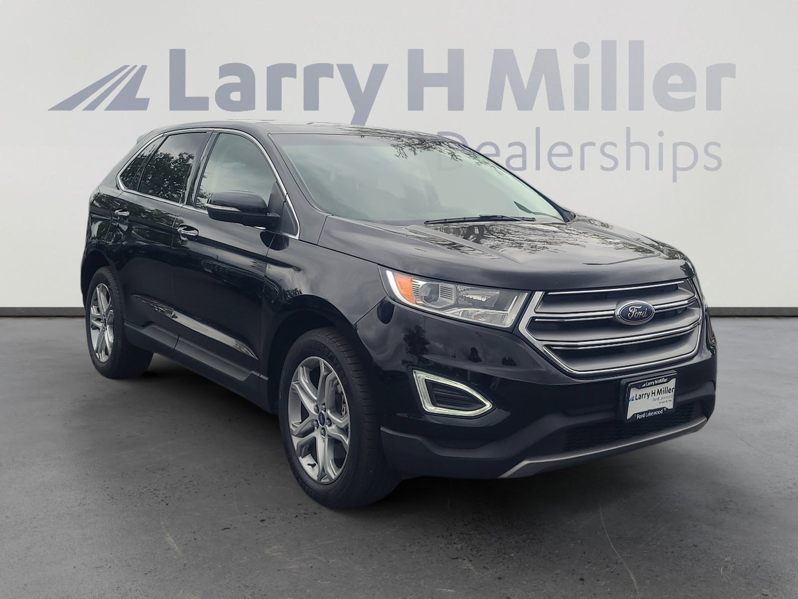 Certified 2017 Ford Edge Titanium AWD/4WD image 7
