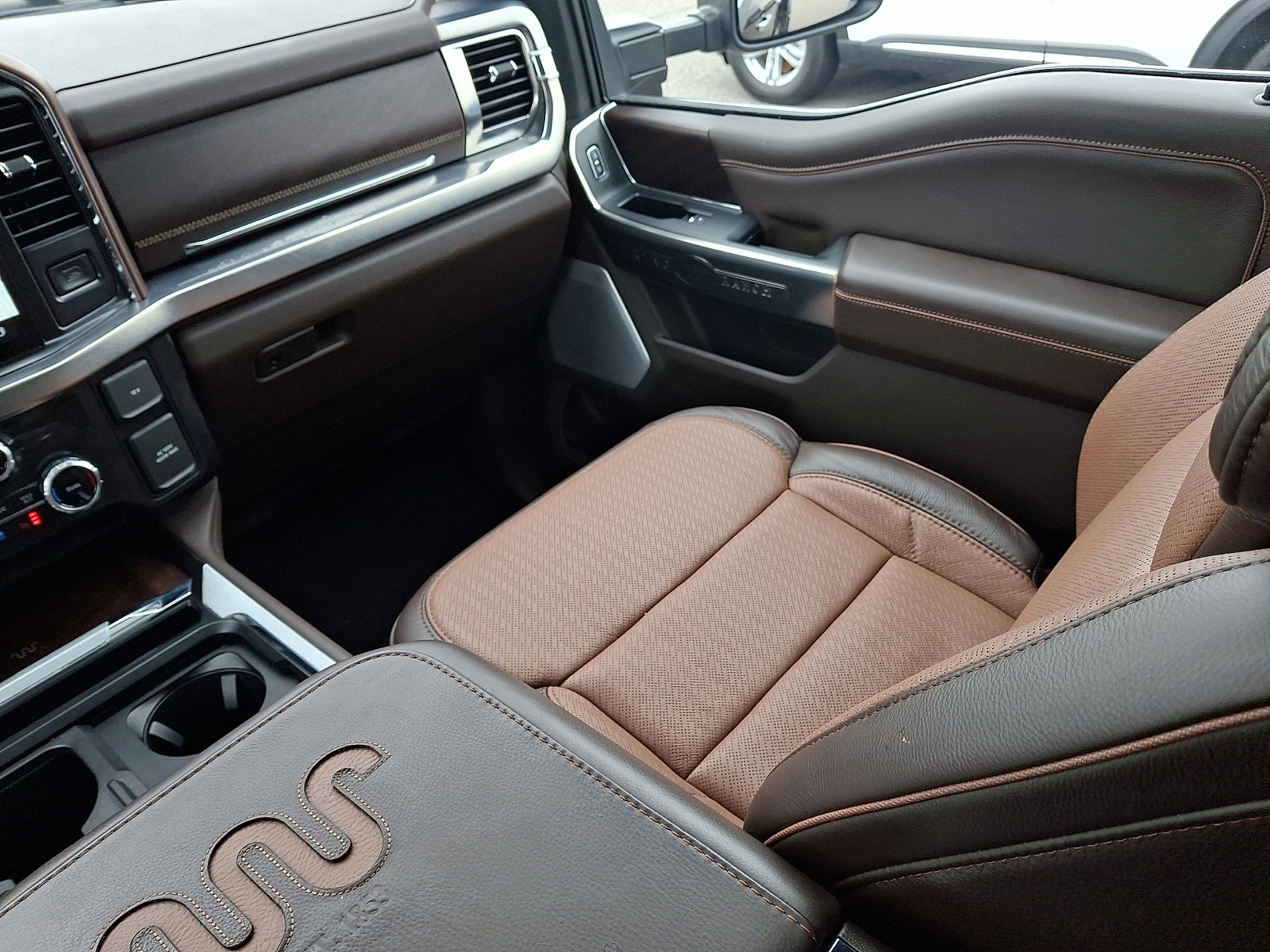 Certified 2025 Ford F450 King Ranch w/ Chrome Package image 14