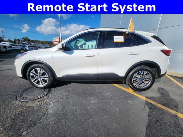 Certified 2022 Ford Escape SEL image 3