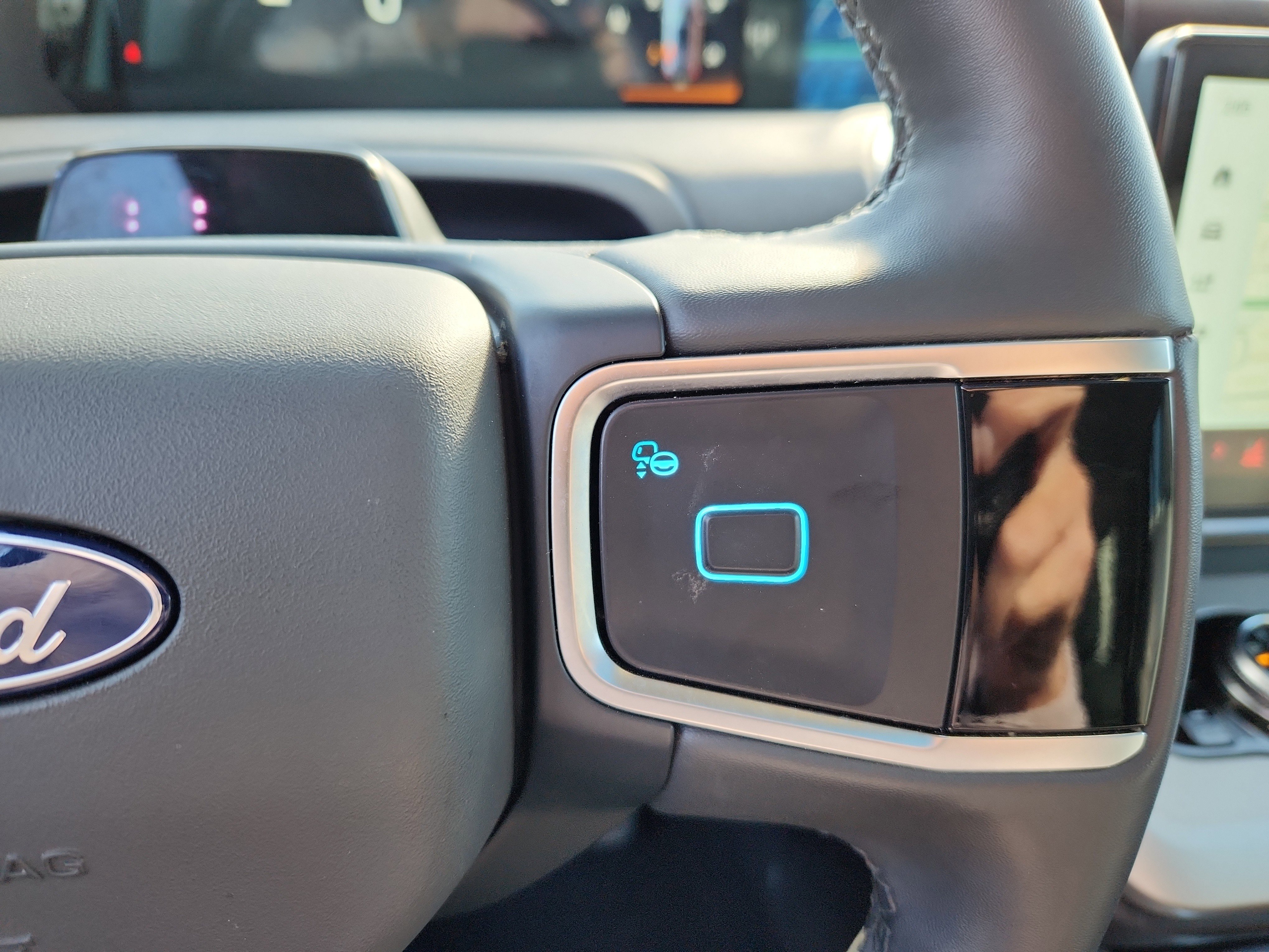 Certified 2025 Ford Expedition Max Active image 16