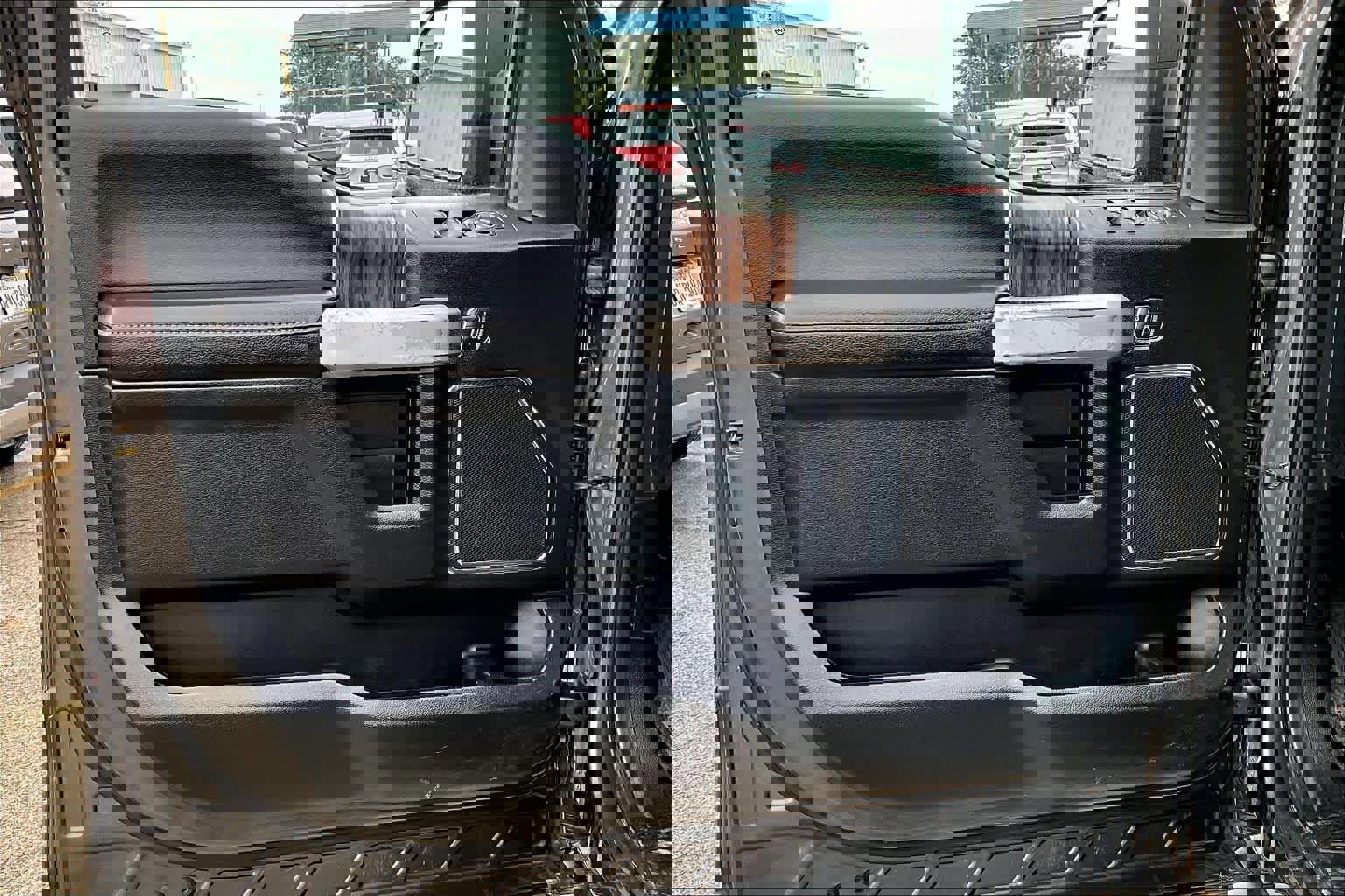 Certified 2019 Ford F150 Lariat image 23