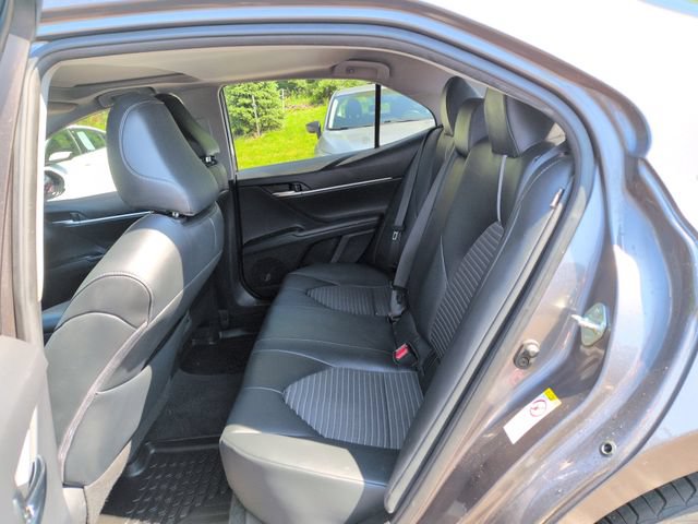Used 2019 Toyota Camry SE FWD image 14