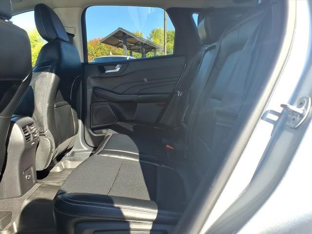 Certified 2022 Ford Escape SEL image 11