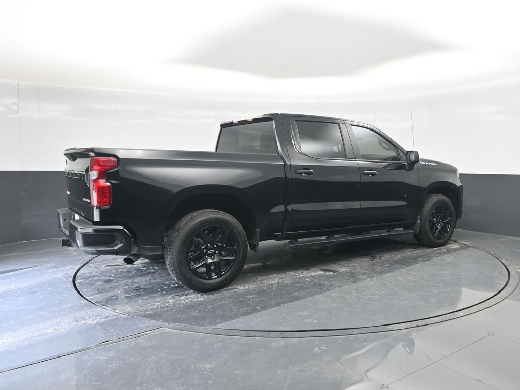 Used 2025 Chevrolet Silverado 1500 Custom image 6