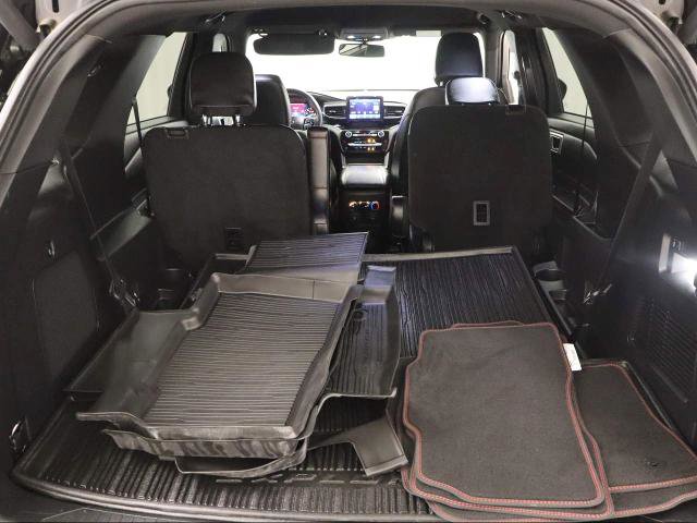 Certified 2023 Ford Explorer ST-Line w/ Class IV Trailer Tow Package RWD image 3