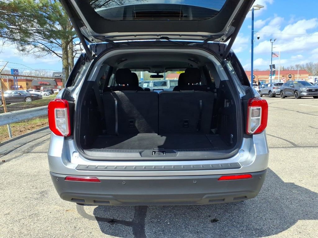 Certified 2023 Ford Explorer XLT image 10