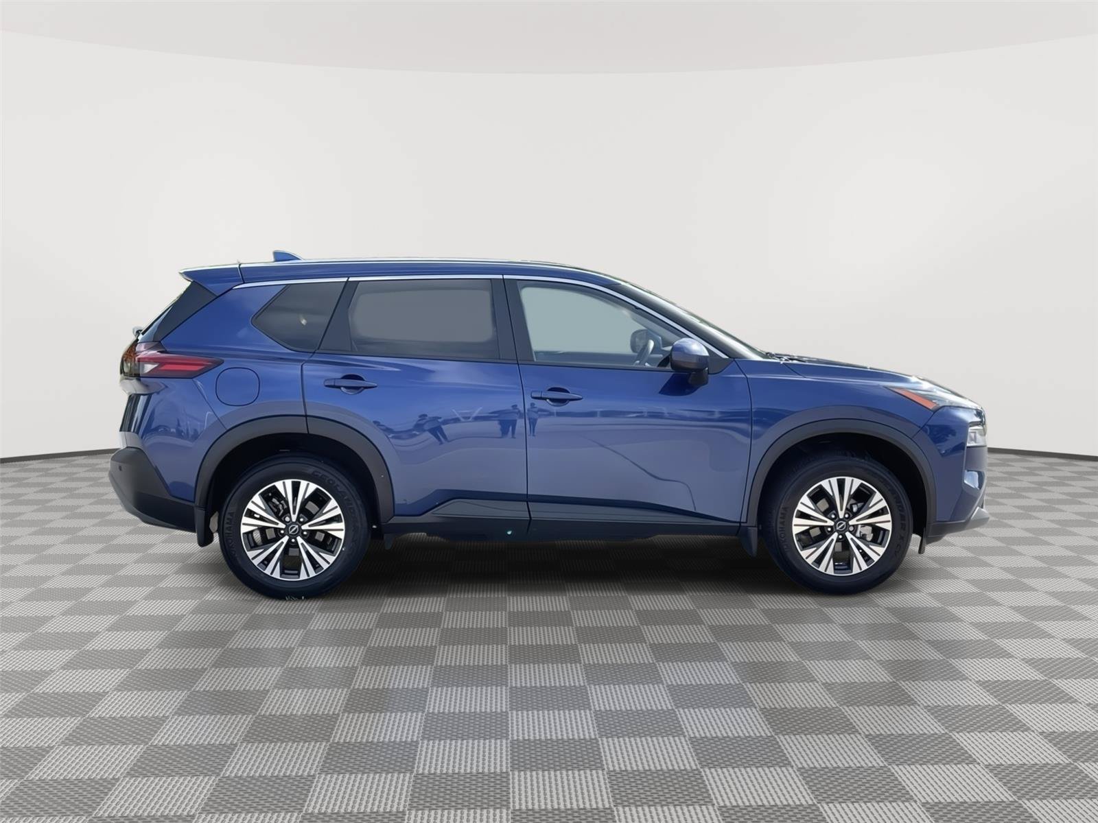 Used 2023 Nissan Rogue SV AWD/4WD image 6