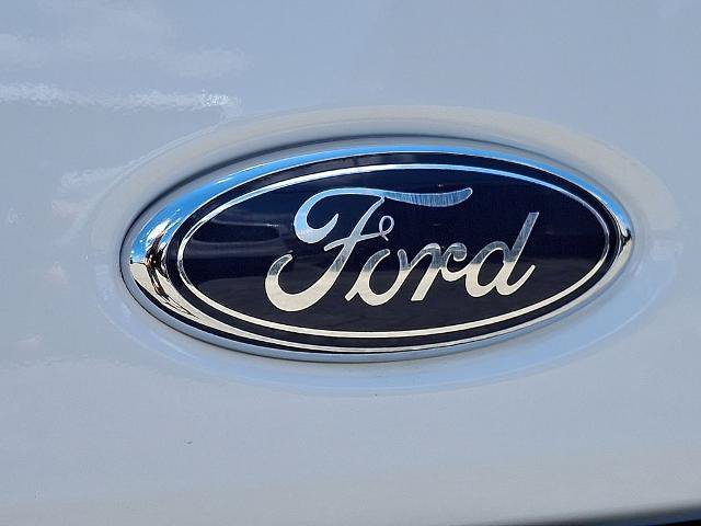 Certified 2023 Ford Transit 250 Medium Roof AWD image 32