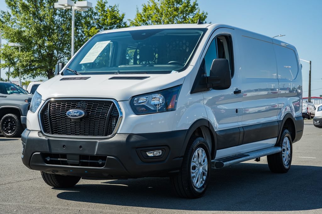 Certified 2025 Ford Transit 250 Low Roof w/ Exterior Upgrade Package RWD image 3