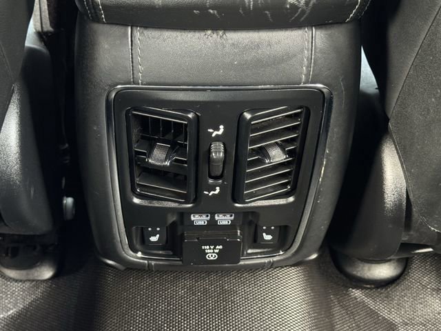 Used 2019 Jeep Grand Cherokee SRT image 33