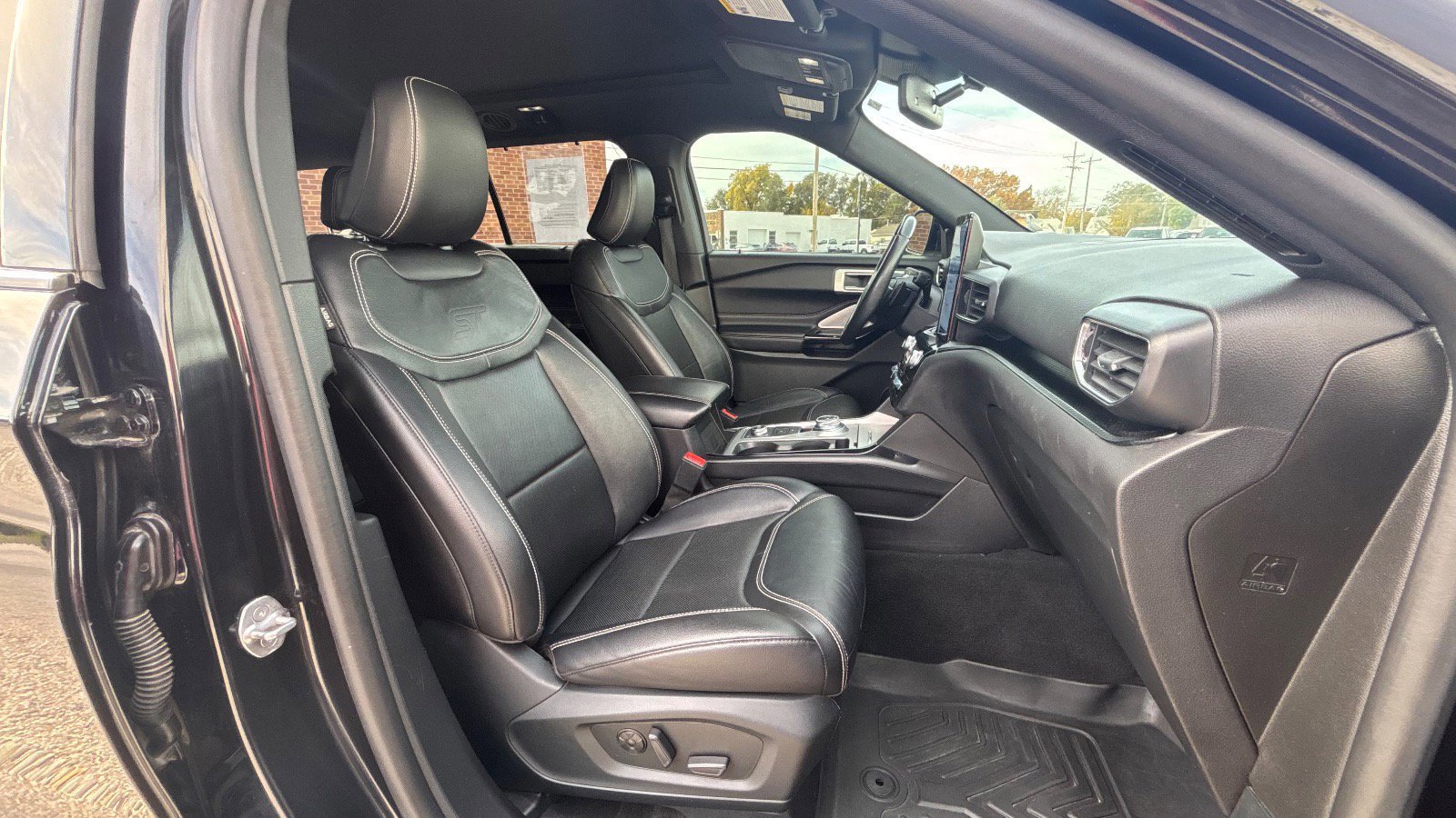 Certified 2021 Ford Explorer ST w/ Equipment Group 401A image 32