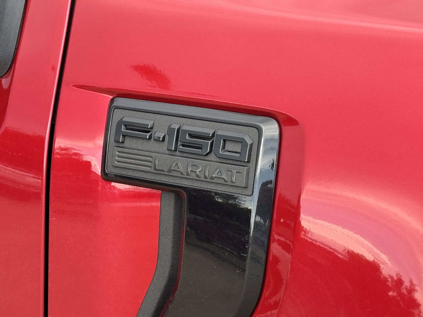 Certified 2025 Ford F150 Lariat w/ Equipment Group 502A High AWD/4WD image 11