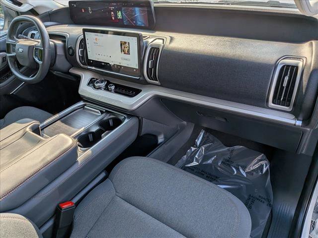 Certified 2025 Ford Expedition Max Active RWD image 21