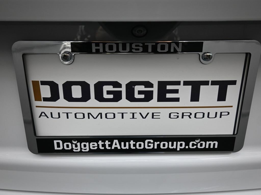 Used 2024 Jeep Grand Cherokee L Limited w/ Black Appearance Package image 2