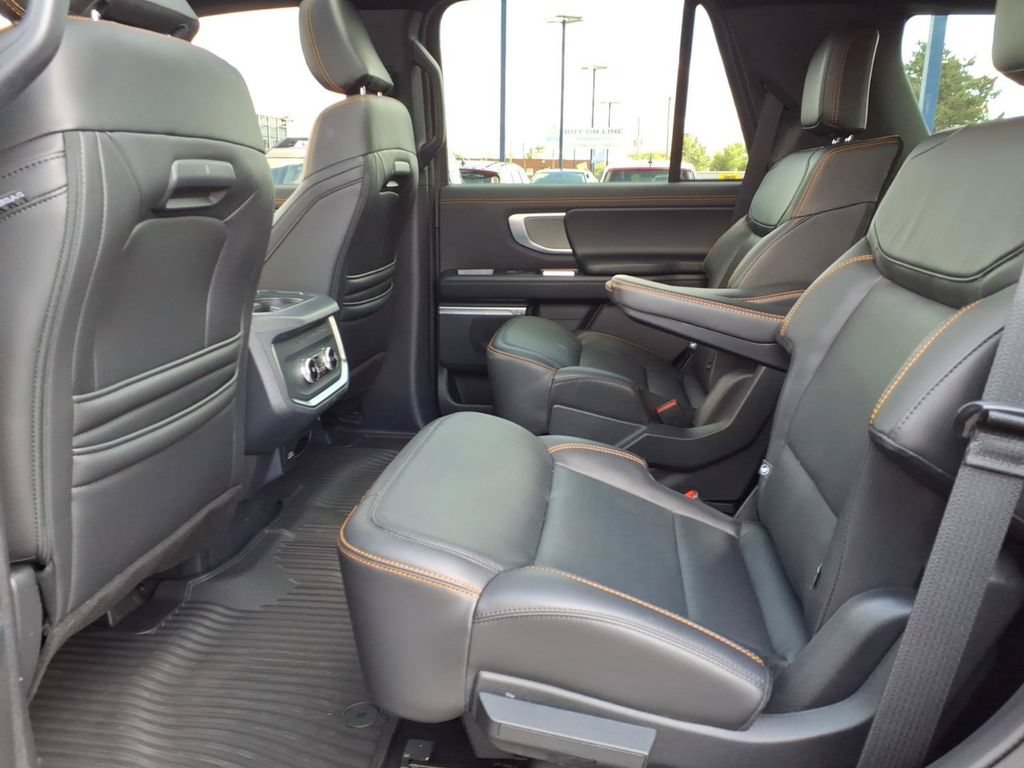 Certified 2025 Ford Expedition Tremor AWD/4WD image 12