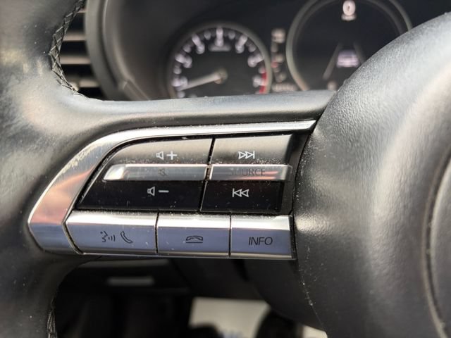 Used 2021 MAZDA MAZDA3 s FWD image 18