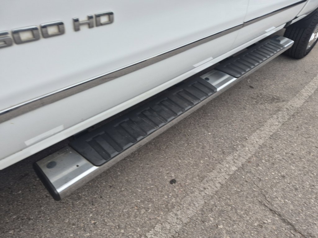 Used 2019 GMC Sierra 2500 SLT w/ Duramax Plus Package AWD/4WD image 10