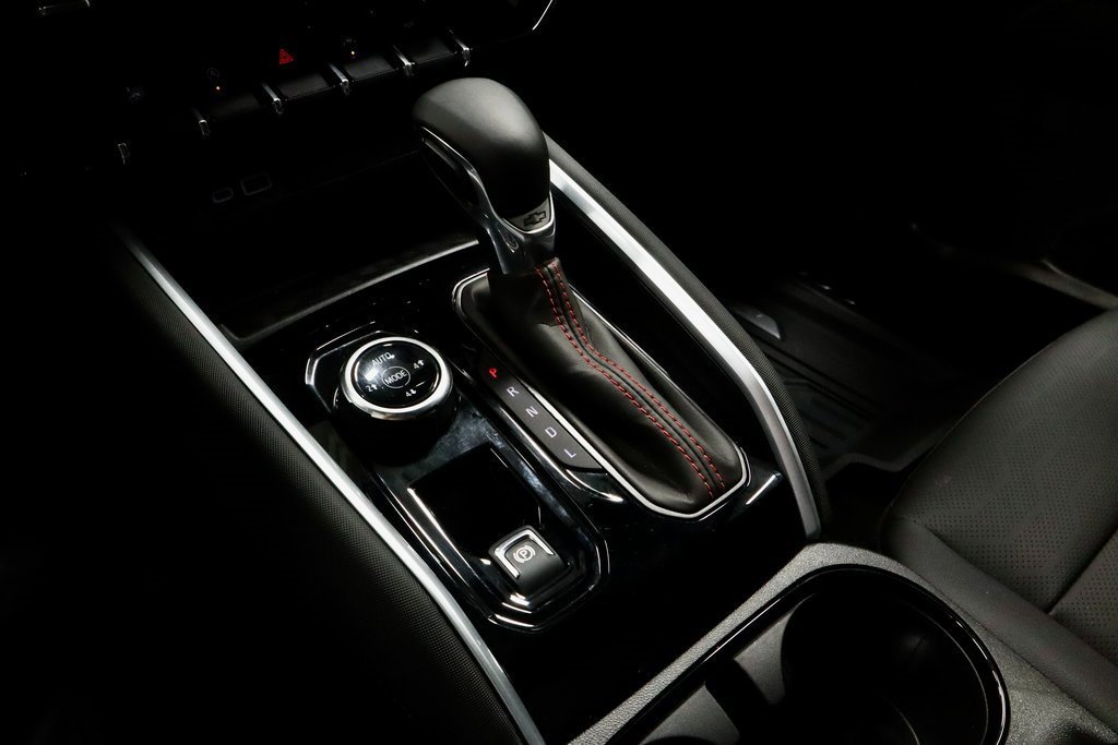 Used 2026 Chevrolet Colorado Z71 w/ Technology Package image 32