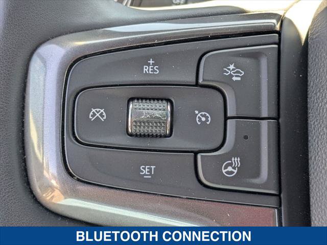 Used 2024 Chevrolet Suburban RST w/ Luxury Package AWD/4WD image 14