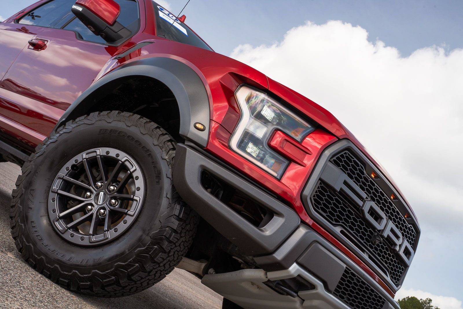 Certified 2020 Ford F150 Raptor w/ Equipment Group 802A Luxury AWD/4WD image 18