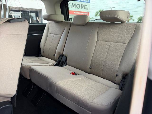 Certified 2023 Ford Expedition XLT RWD image 19